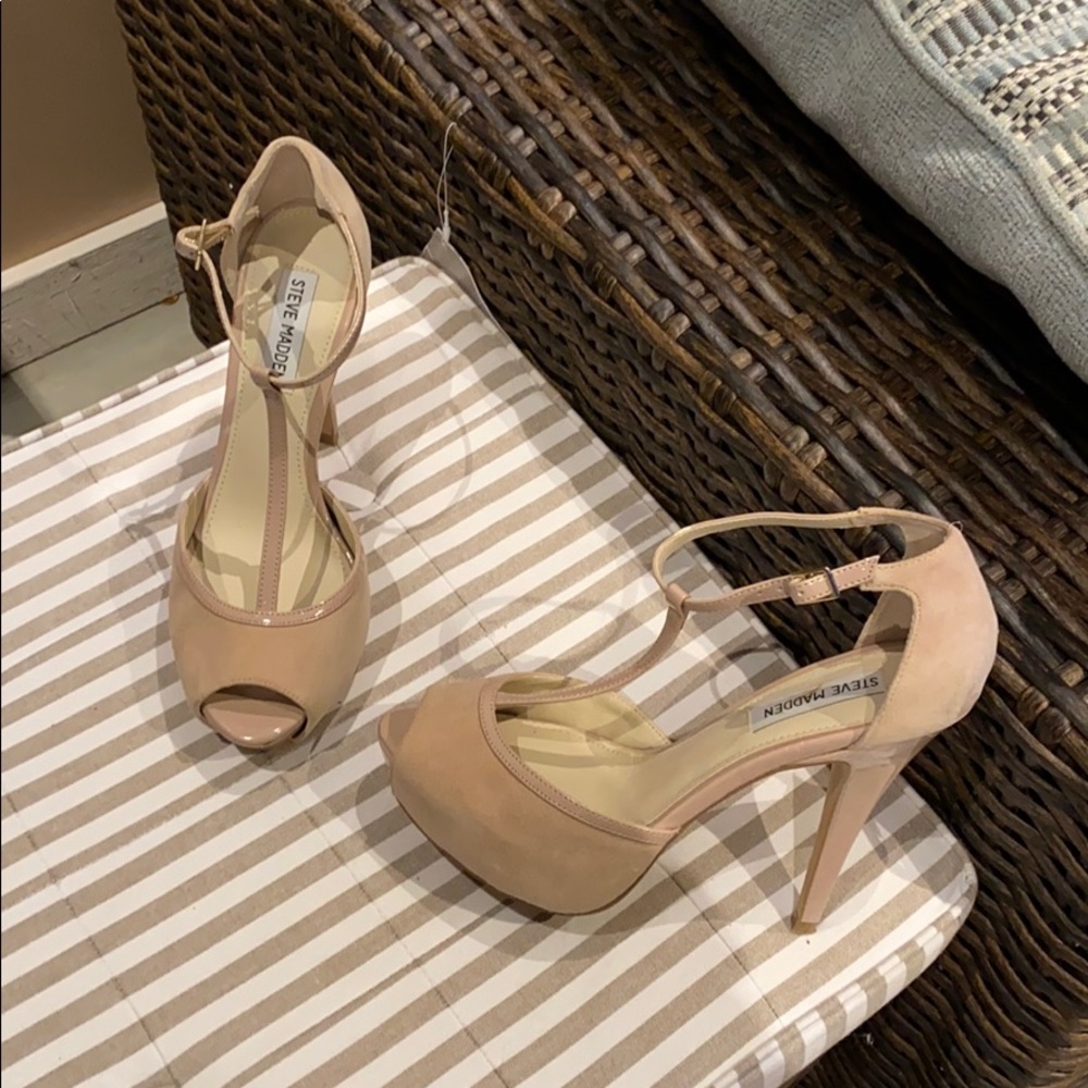 Beautiful peep toe platform heels